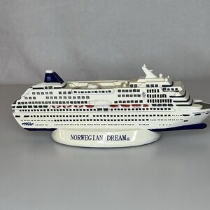 NORWEGIAN DREAM Ship Model Freestyle Cruise Line Resin BOAT FIGURINE COLLECTIBLE